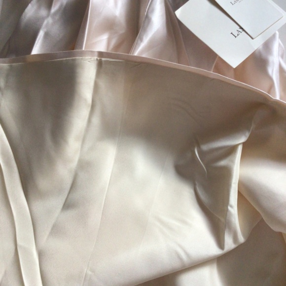 A Line Empire Waist Floor Length Satin Dress with Lace Bodice: the perfect 👗! - Picture 9 of 11